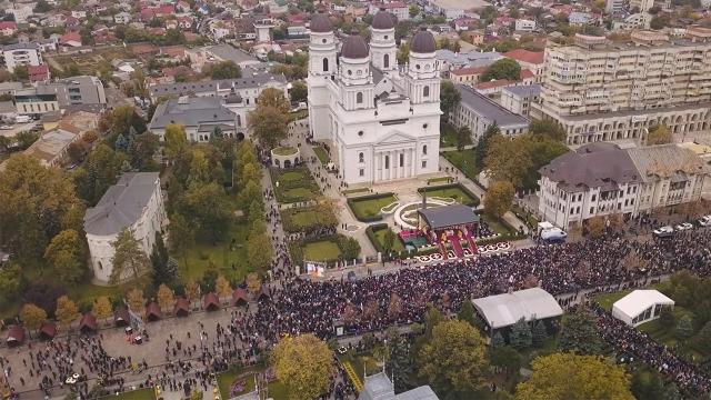 (Video) Așa s-a văzut de sus Ziua Sfintei Cuvioase Parascheva – 14 octombrie 2022
