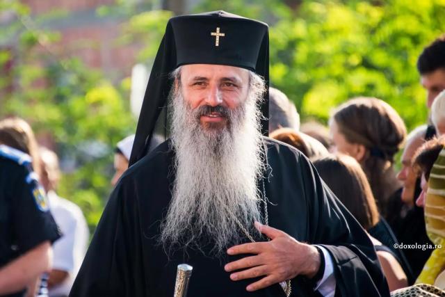 La ceas aniversar: IPS Părinte Teofan împlinește astăzi 63 de ani