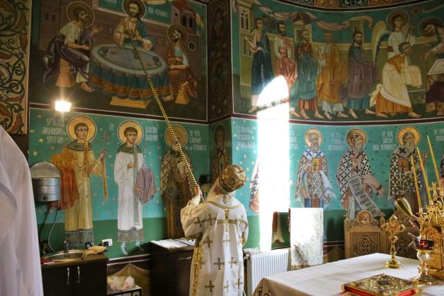Biserica din Todirești a fost sfințită de Mitropolitul Moldovei și Bucovinei