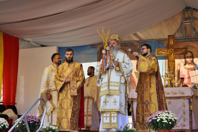 Biserica din Todirești a fost sfințită de Mitropolitul Moldovei și Bucovinei