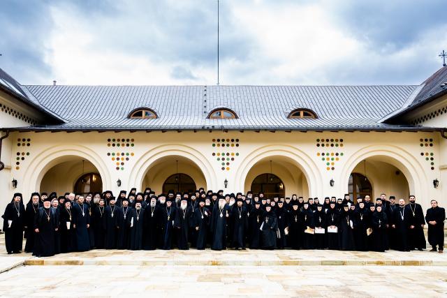 Sinaxa monahală cu stareții și starețele din Arhiepiscopia Sucevei și Rădăuților – „Rugăciunea în Sfânta Scriptură”