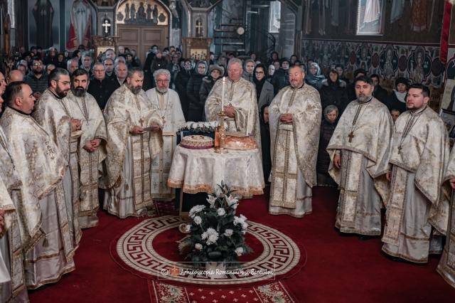 Sfânta Ecaterina, cinstită în Parohia Mănăstirea Caşin II, Protopopiatul Oneşti