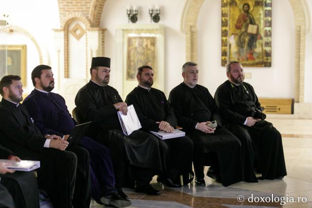 A început cea de-a IX-a ediție a Consfătuirii catehetice anuale a Arhiepiscopiei Iașilor