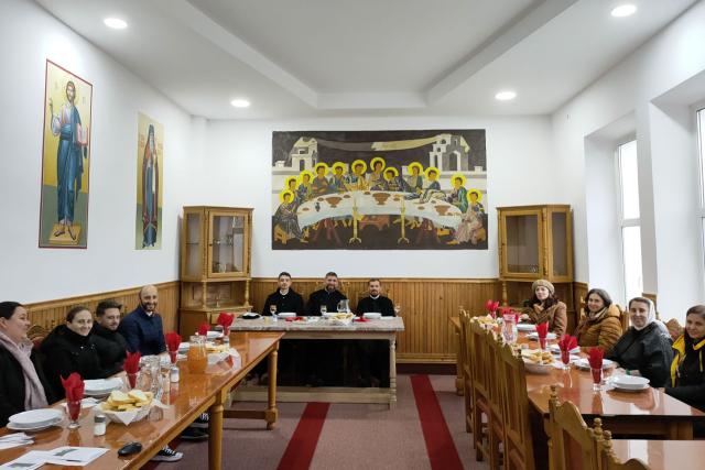 Un grup de profesori de religie din județul Iași în pelerinaj la mănăstirea Dobrovăț