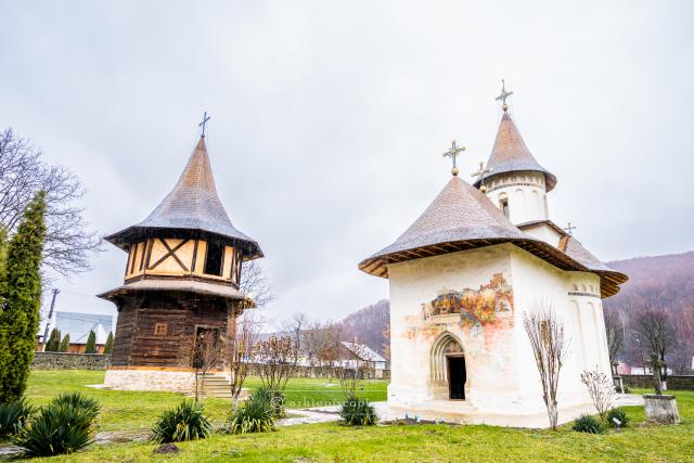 Recepția lucrărilor de consolidare și restaurare de la Mănăstirea Pătrăuți, la 535 de ani de la zidire