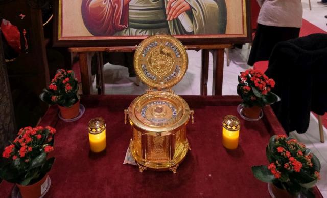 Moaştele Sfântului Apostol Andrei, aşezate spre închinare la Catedrala Patriarhală