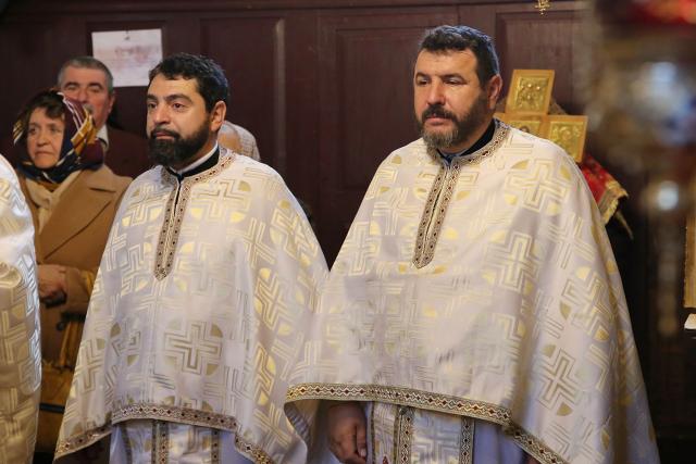 O parohie defavorizată din județul Neamț a inaugurat astăzi un centru socio-educațional