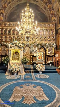 Binecuvântare arhierească la Hramul Schitului Vovidenia al Mănăstirii Neamț