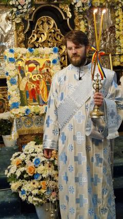 Binecuvântare arhierească la Hramul Schitului Vovidenia al Mănăstirii Neamț