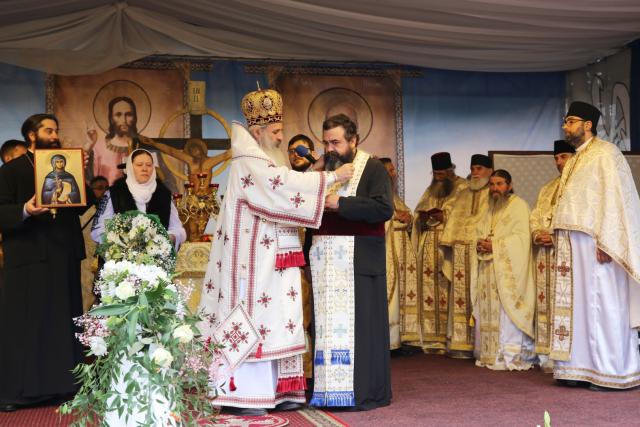 Biserica din Poiana-Deleni a fost resfințită de Mitropolitul Moldovei și Bucovinei