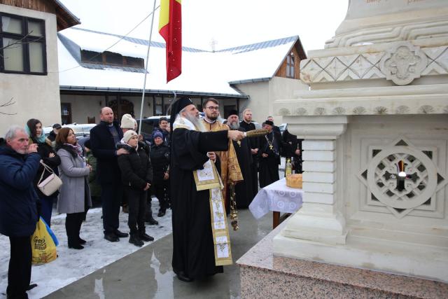 Mitropolitul Moldovei și Bucovinei a sfințit paraclisul Bisericii „Sfinții Trei Ierarhi” din Humulești