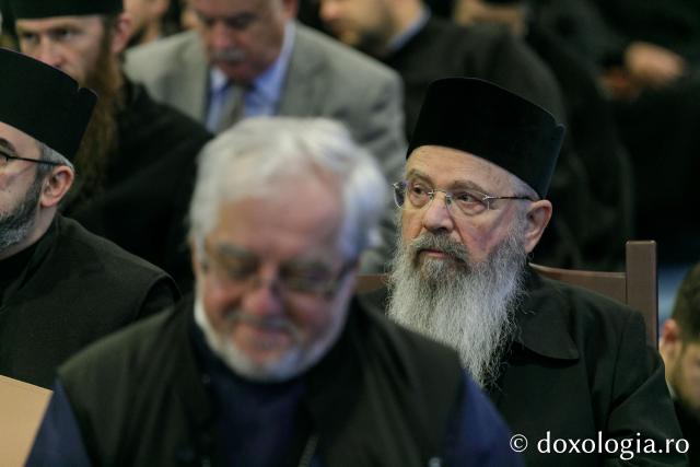 Lucrările Simpozionului dedicat Sfântului Paisie Velicicovschi continuă la Seminarul Teologic de la Mănăstirea Neamț