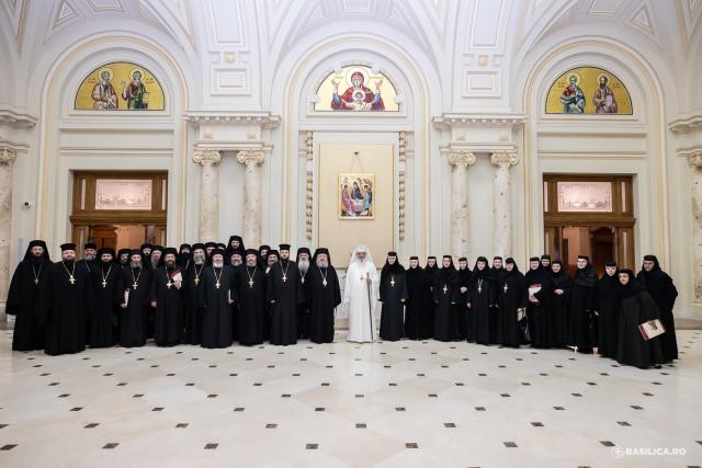 Patriarhul Daniel a vorbit la Sinaxa monahală a Arhiepiscopiei Bucureştilor despre remediul împotriva secularizării