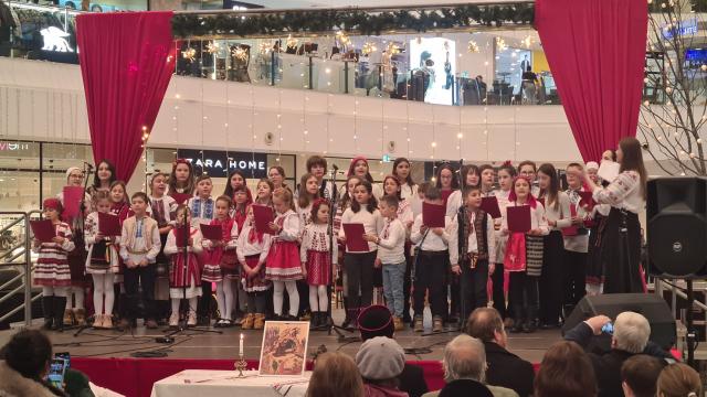 Protopopiatul Iaşi II a organizat cea de-a treia ediție a Concertului de colinde „Hristos Se naște, Slăviți-L”
