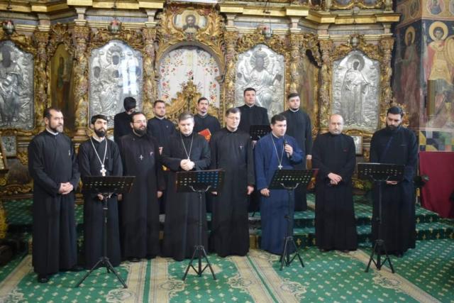 Bună dimineața în Colind de la Catedrala Arhiepiscopală din Roman