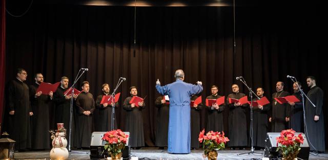 Concertul de colinde „Lumina lui Hristos” la Târgu Neamț