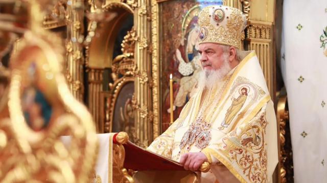 IPS Timotei al Aradului a acordat Majestății Sale Margareta, Custodele Coroanei, distincția eparhială „Crucea Sfântul Ierarh Sava Brancovici”