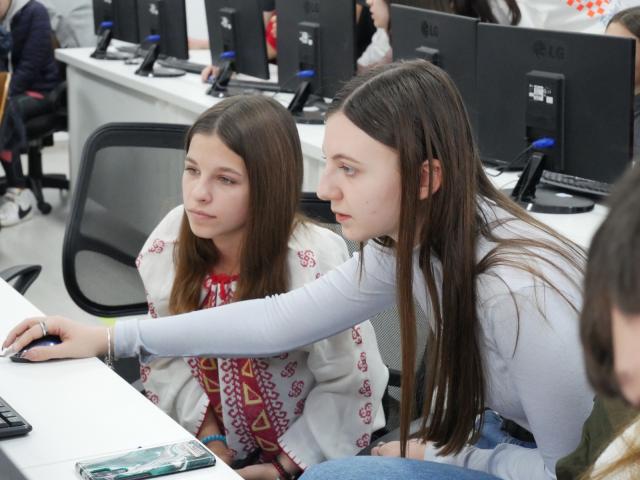 „Fratele mai mic”: Proiect de voluntariat la Liceul Teoretic de Informatică „Grigore Moisil” din Iași