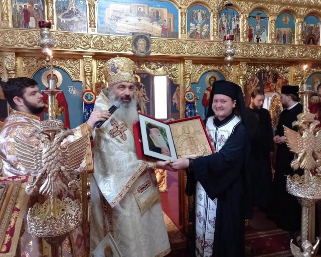 Egumenul Schitului Cărbuna, Ieromonahul Nectarie Chirița, a trecut la Domnul