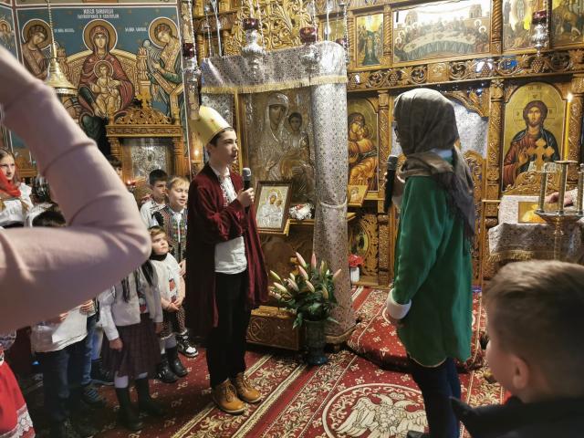 Sărbătoarea Sfântului Andrei și Ziua Națională a României, la Mănăstirea nemțeană „Sfânta Cruce”