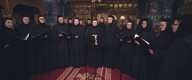(Video) Corul maicilor de la Mănăstirea Paltin-Petru Vodă – Vino, Iisuse