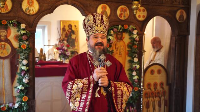 (Video) PS Macarie: Aici, în Casa unde locuiește Hristos, aici în Sfântul Său Lăcaș este Viața, este Împărăția, este totul!