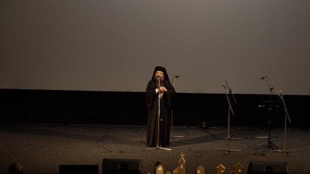 Cinci grupuri vocale și trei soliști au adus „Rugă Colindată” la Piatra Neamț