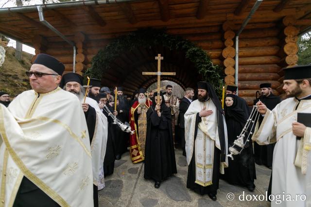 Starețul Efrem Vatopedinul a sosit la Mănăstirea Diaconești