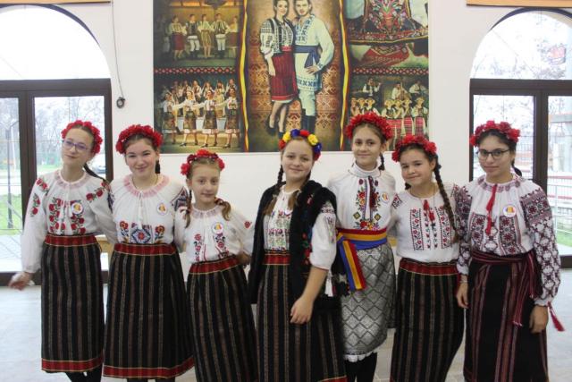 Ziua Națională sărbătorită de tinerii parohiei Rădeni-Neamț