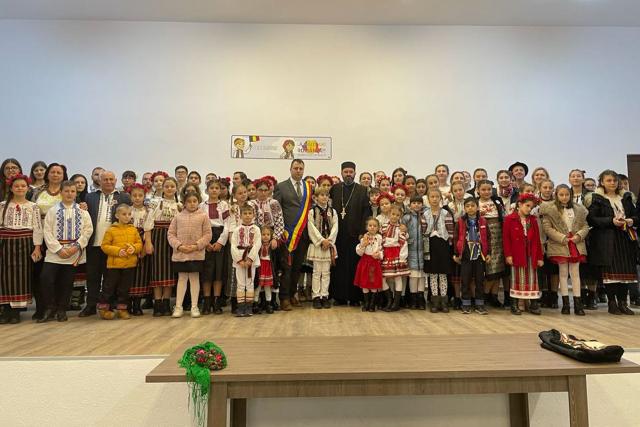 Ziua Națională sărbătorită de tinerii parohiei Rădeni-Neamț
