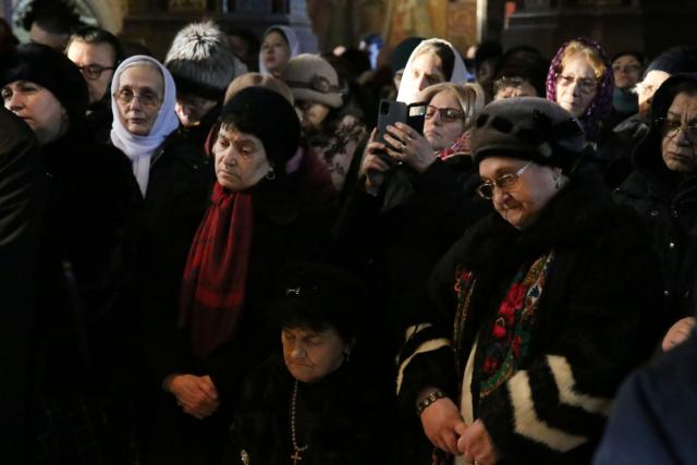 „Cei trei luminători mai mari” au fost cinstiți la hramul Mănăstirii „Sfinții Trei Ierarhi” din Iași