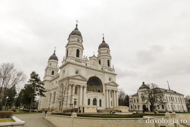 (Foto) Priveghere la Sărbătoarea Sfântului Ierarh Iosif cel Milostiv, Mitropolitul Moldovei – 2023
