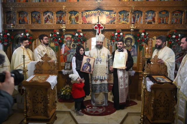 Preasfințitul Părinte Nichifor Botoșăneanul a slujit la Parohia ieșeană Holm