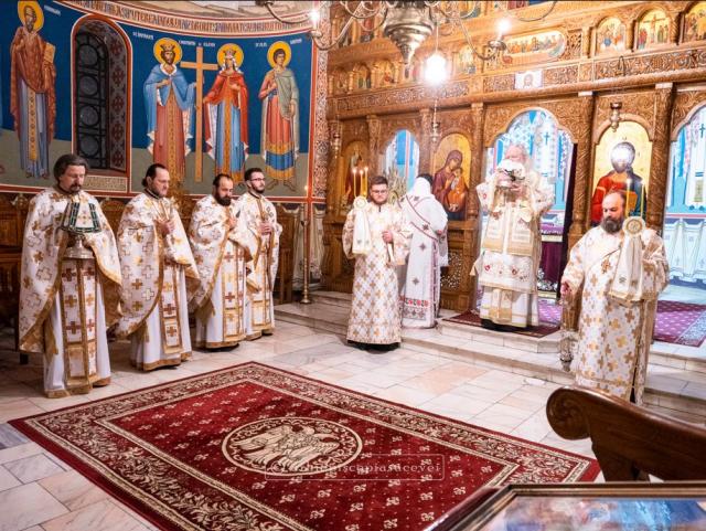 Duminica a XXIX-a după Rusalii, la Paraclisul Mănăstirii „Sfântul Ioan cel Nou de la Suceava”