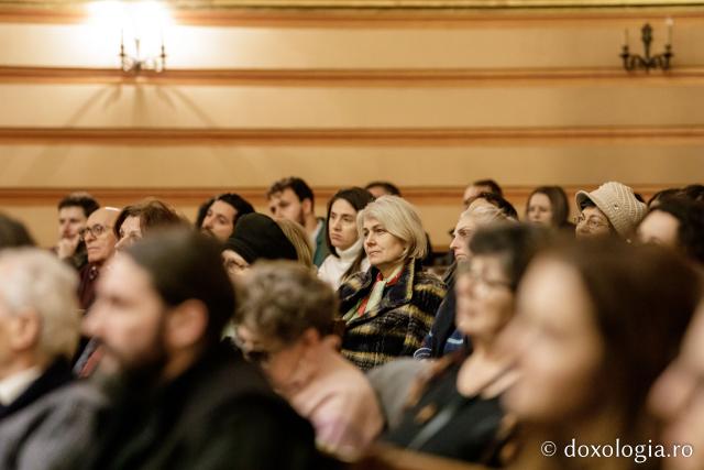 PS Macarie, o nouă apariție editorială: Mărturiile episcopului pelerin au fost prezentate la BCU Iași