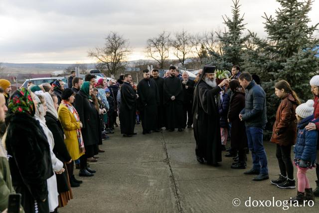 Cel de-al nouălea copil al preotului de la Parohia Frenciugi a fost botezat de PS Antonie