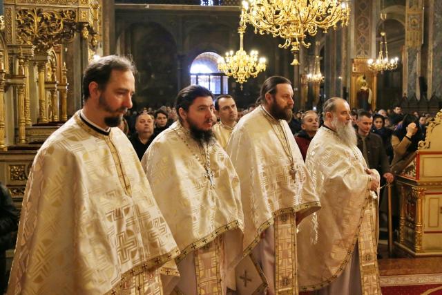 Episcopul Ortodox Român al Canadei, în Duminica Înfricoșătoarei judecăți: „Să avem grijă de aproapele nostru”
