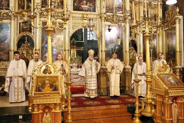 (Video) Slujbă arhierească, în Duminica Înfricoșătoarei judecăți, la Catedrala Mitropolitană din Iași