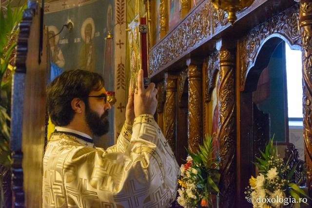 Slujire arhierească la Tătăruși-Uda: Parohia are, începând de astăzi, un nou preot paroh