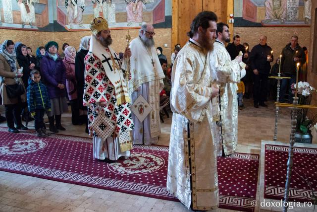 PS Nichifor Botoșăneanul a slujit la Parohia Munteni-Copou din Iași