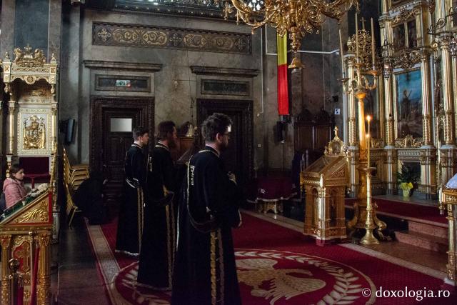 PS Nichifor, la Catedrala Mitropolitană din Iași: „Putem aduce armonie în lumea aceasta în măsură ce ne îndreptăm pe noi și ne schimbăm”
