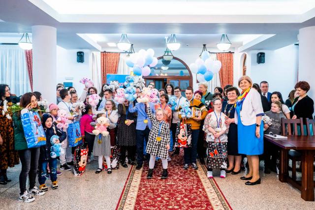 „Viață pentru copiii soarelui” – eveniment dedicat copiilor cu sindrom Down în Arhiepiscopia Sucevei și Rădăuților