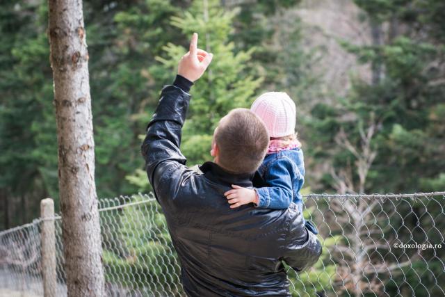 Cum poți construi o relație sănătoasă și armonioasă cu copilul tău – sfaturi practice