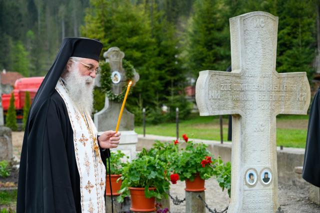 Pomenirea acad. Zoe Dumitrescu-Bușulenga – Monahia Benedicta  și vernisajul expoziției Horea Paștina