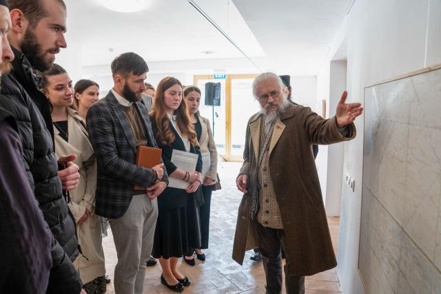 Pomenirea acad. Zoe Dumitrescu-Bușulenga – Monahia Benedicta  și vernisajul expoziției Horea Paștina
