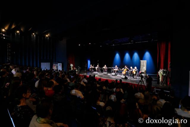 (Foto) Concert extraordinar al Ansamblului de muzică veche Anton Pann la Iași