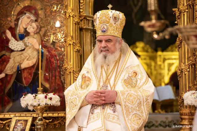 Părintele Patriarh Daniel: „Pentru că nu s-au îndoit de mărturia îngerului, mironosițele L-au întâlnit primele pe Hristos înviat”