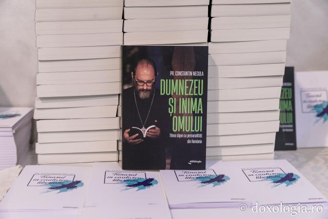 Librex 2023: Părintele Constantin Necula a venit la Iași cu o nouă apariție editorială Doxologia