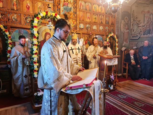 PS Nichifor Botoșăneanul, către credincioșii din Budești: „Prin rugăciune, noi ne întâlnim cu Dumnezeu”