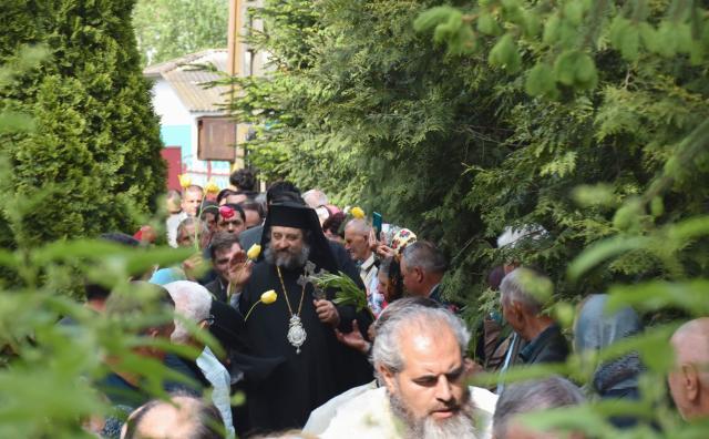 Catapeteasma Bisericii „Adormirea Maicii Domnului” din Grădinari a fost binecuvântată